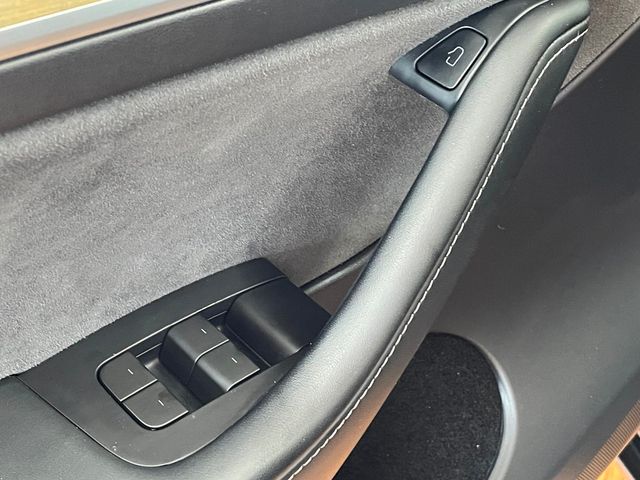 2023 Tesla Model Y Long Range AWD - 23016970 - 14