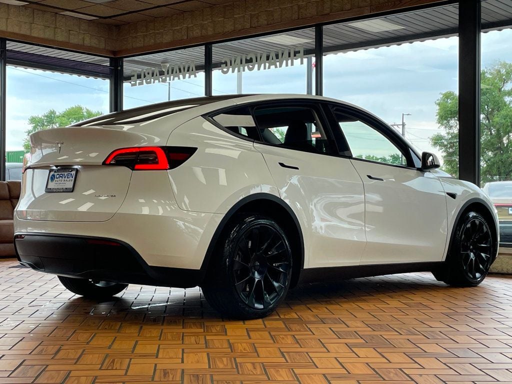 2023 Tesla Model Y Long Range AWD - 23043327 - 9