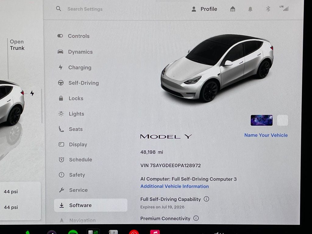 2023 Tesla Model Y Long Range AWD - 23043327 - 32