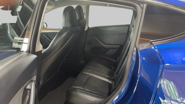 2023 Tesla Model Y Long Range AWD - 23014681 - 16