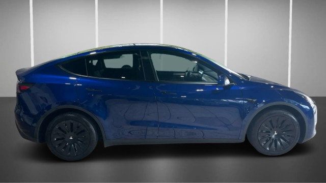 2023 Tesla Model Y Long Range AWD - 23014681 - 2