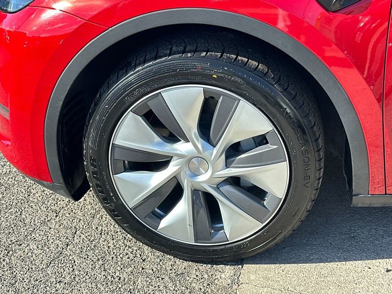 2023 Tesla Model Y Long Range AWD - 23051839 - 11