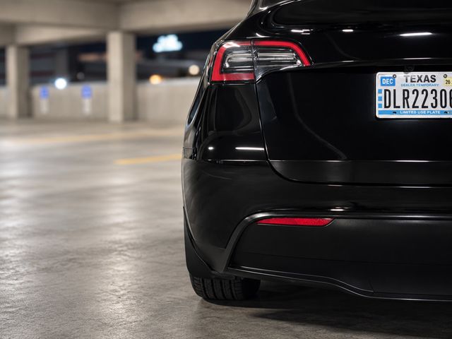2023 Tesla Model Y Long Range AWD - 23084122 - 12