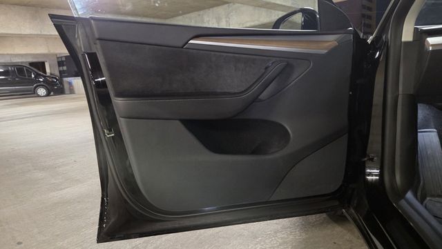2023 Tesla Model Y Long Range AWD - 23084122 - 28