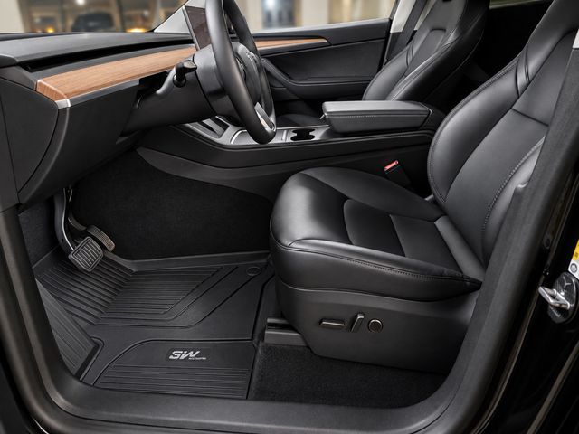 2023 Tesla Model Y Long Range AWD - 23084122 - 30