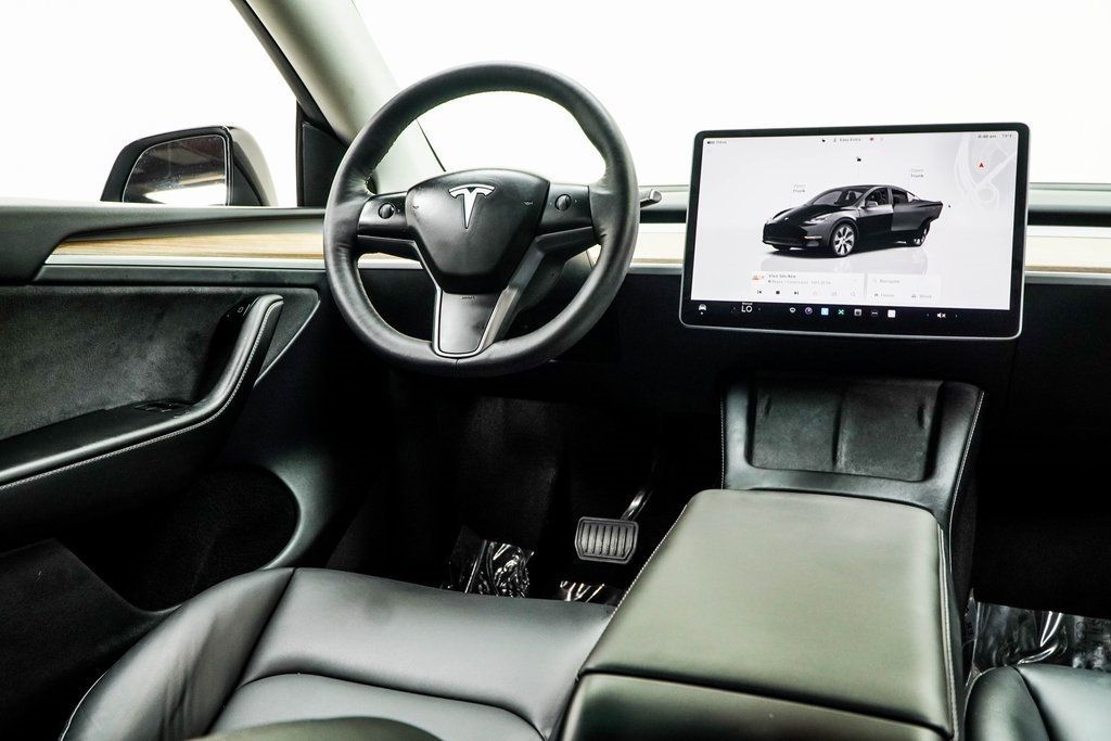 2023 Tesla Model Y Long Range photo 18