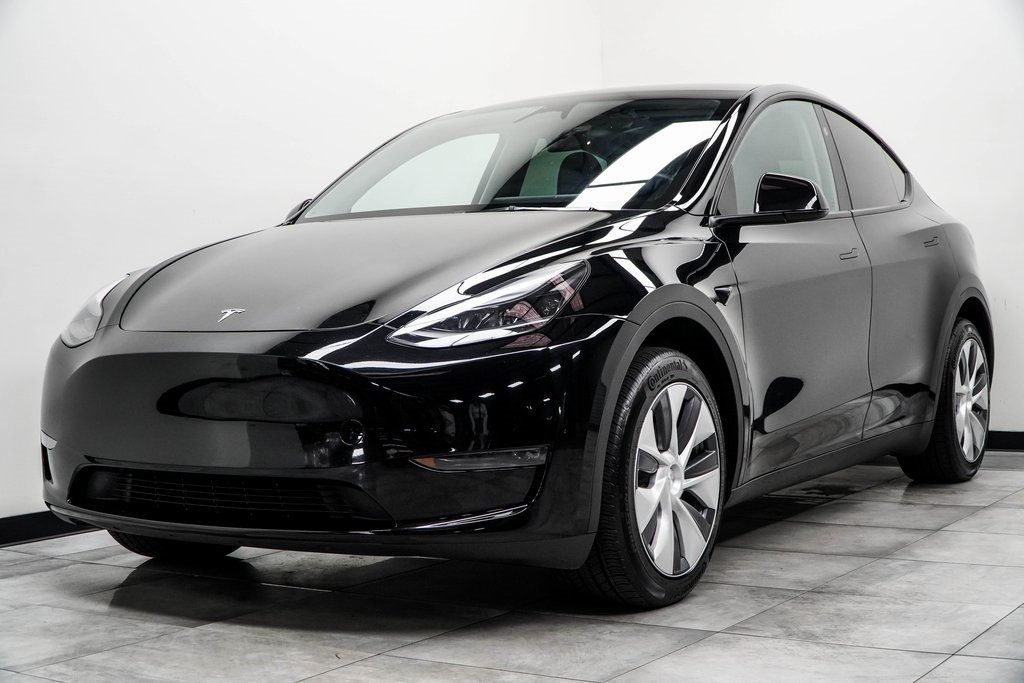 2023 Tesla Model Y Long Range photo 6