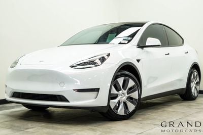 2023 Tesla Model Y - 7SAYGDEE1PA121075