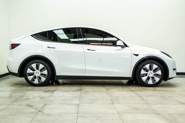 2023 Tesla Model Y Long Range AWD - 23045635 - 9