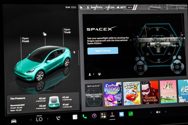 2023 Tesla Model Y Long Range AWD - 23045635 - 25