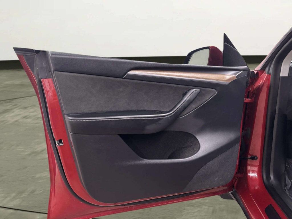 2023 Tesla Model Y Long Range AWD - 22981782 - 10