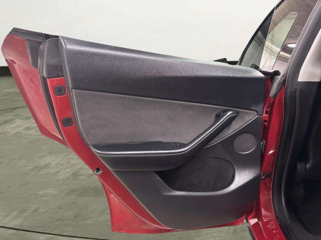 2023 Tesla Model Y Long Range AWD - 22981782 - 13