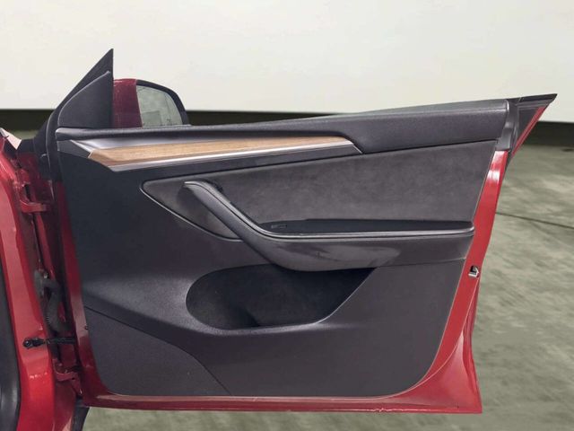 2023 Tesla Model Y Long Range AWD - 22981782 - 19