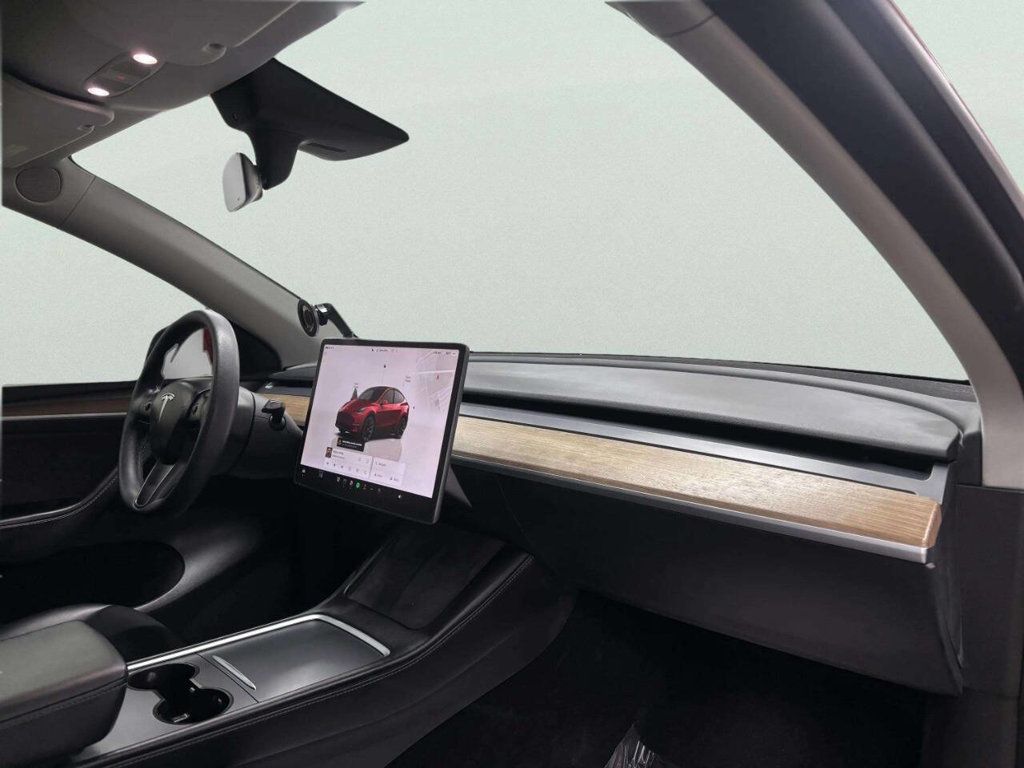 2023 Tesla Model Y Long Range AWD - 22981782 - 20