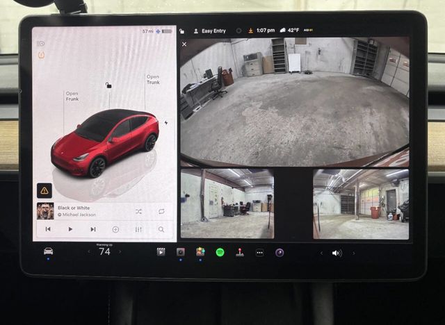 2023 Tesla Model Y Long Range AWD - 22981782 - 24