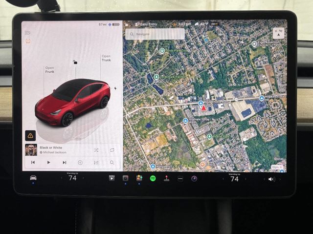 2023 Tesla Model Y Long Range AWD - 22981782 - 25