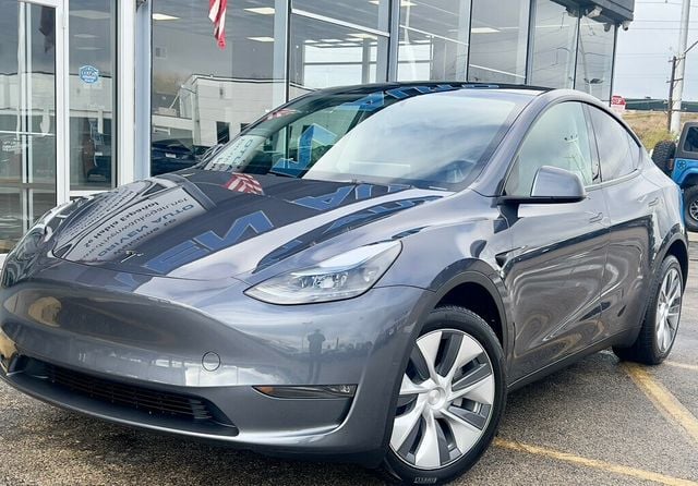 2023 Tesla Model Y Long Range AWD - 22646746 - 32