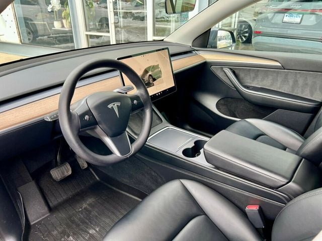 2023 Tesla Model Y Long Range AWD - 22952930 - 10