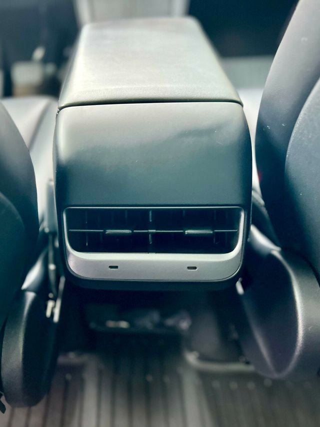 2023 Tesla Model Y Long Range AWD - 22952930 - 14