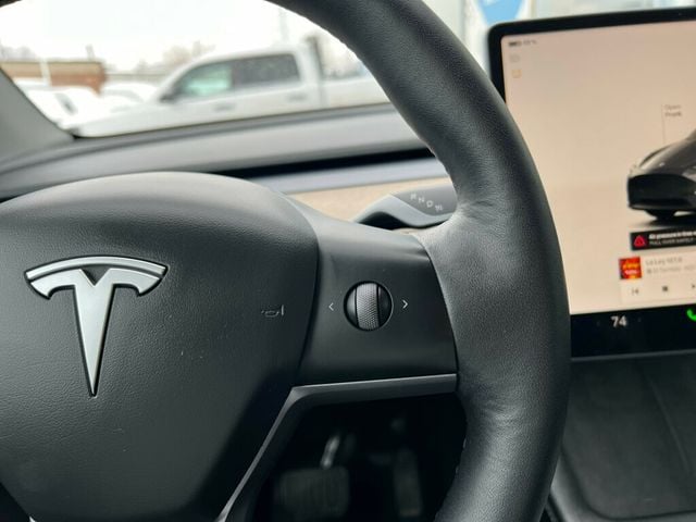 2023 Tesla Model Y Long Range AWD - 22952930 - 16