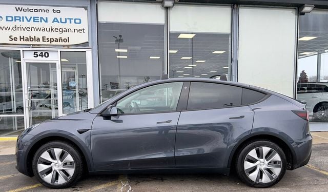 2023 Tesla Model Y Long Range AWD - 22952930 - 28