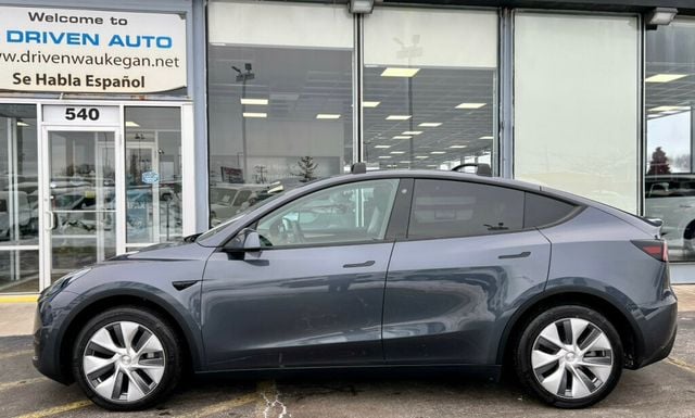 2023 Tesla Model Y Long Range AWD - 22952930 - 30