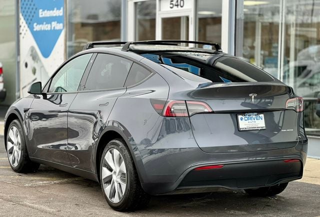 2023 Tesla Model Y Long Range AWD - 22952930 - 31