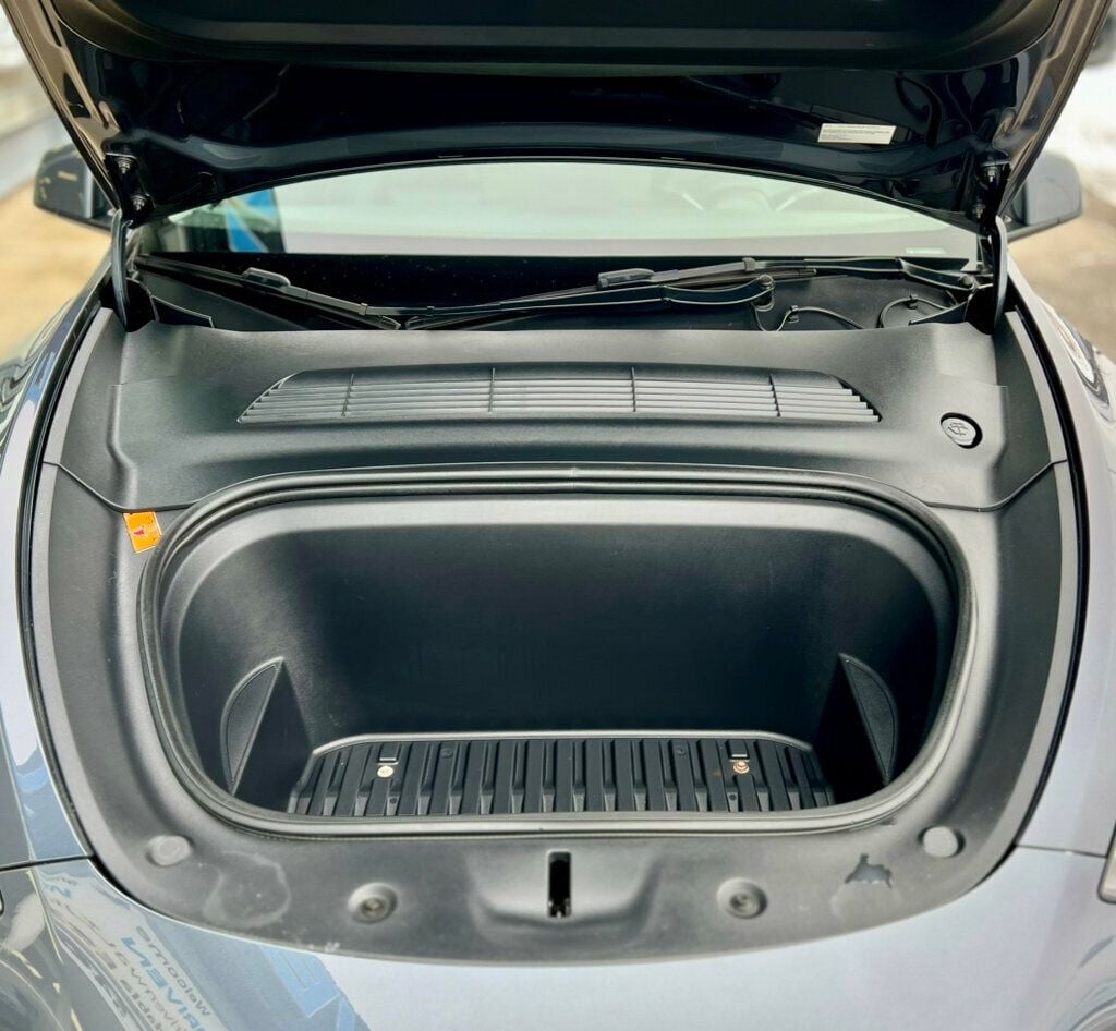 2023 Tesla Model Y Long Range AWD - 22952930 - 8