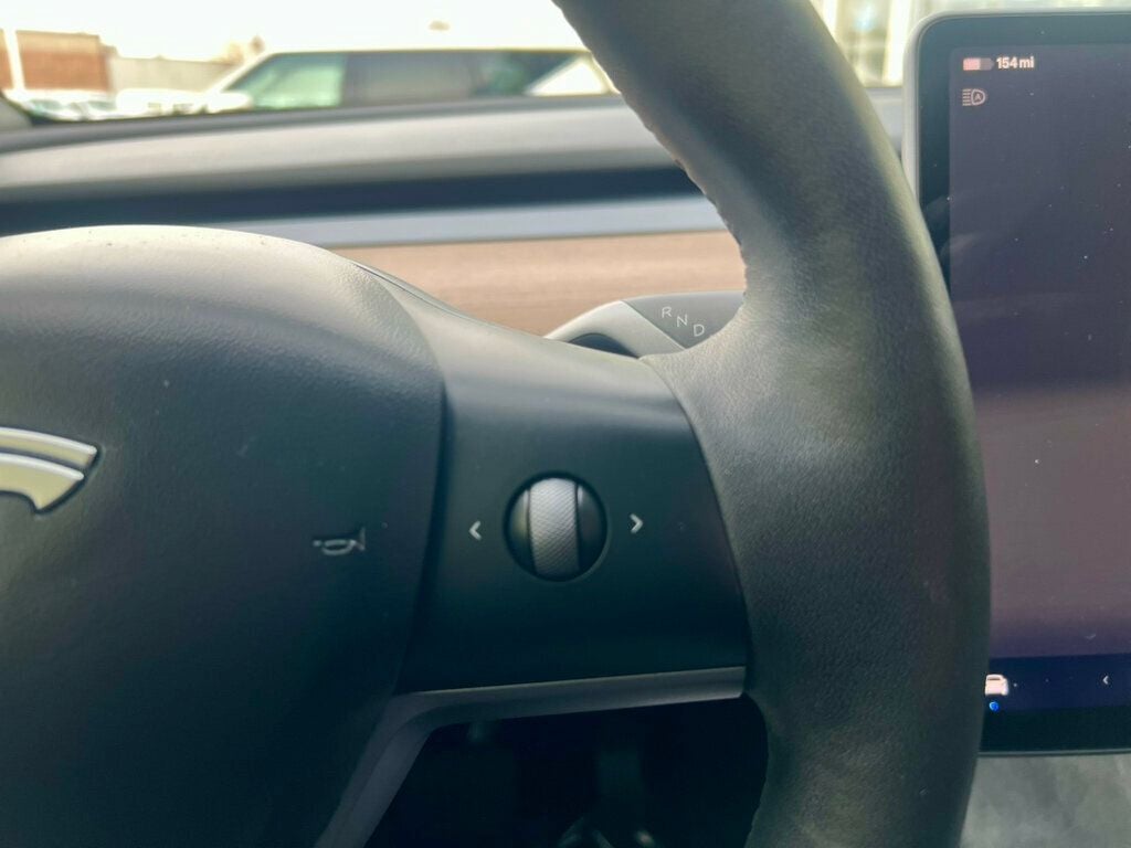 2023 Tesla Model Y Long Range AWD - 22992656 - 18