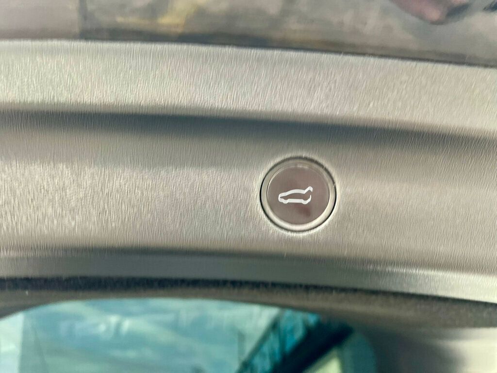 2023 Tesla Model Y Long Range AWD - 22992656 - 7