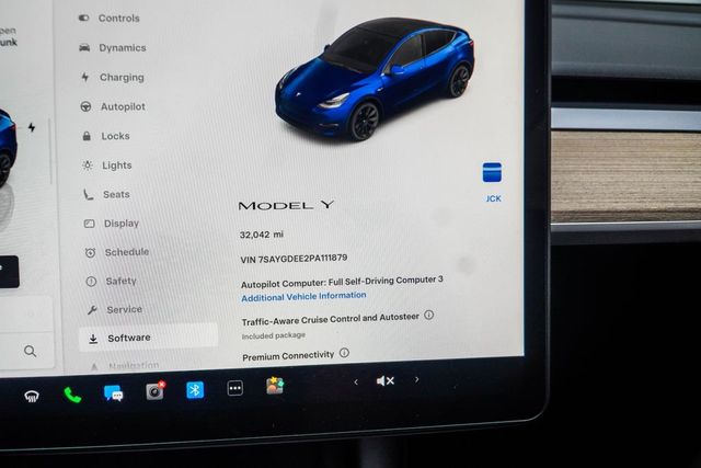 2023 Tesla Model Y Long Range AWD - 23027534 - 26