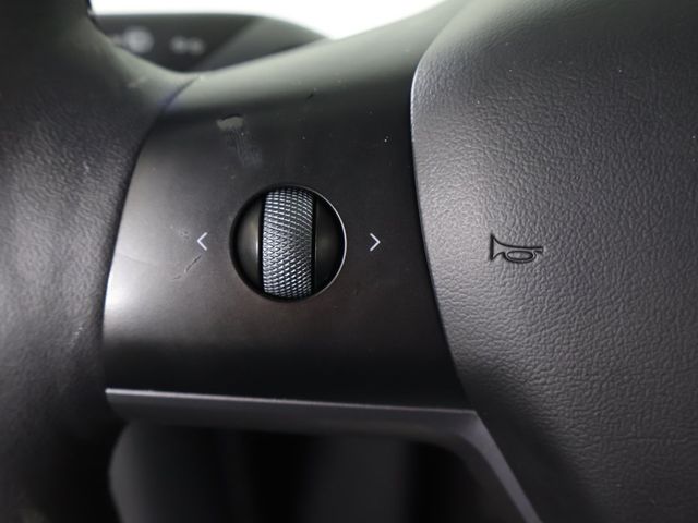 2023 Tesla Model Y Long Range AWD - 22991907 - 42