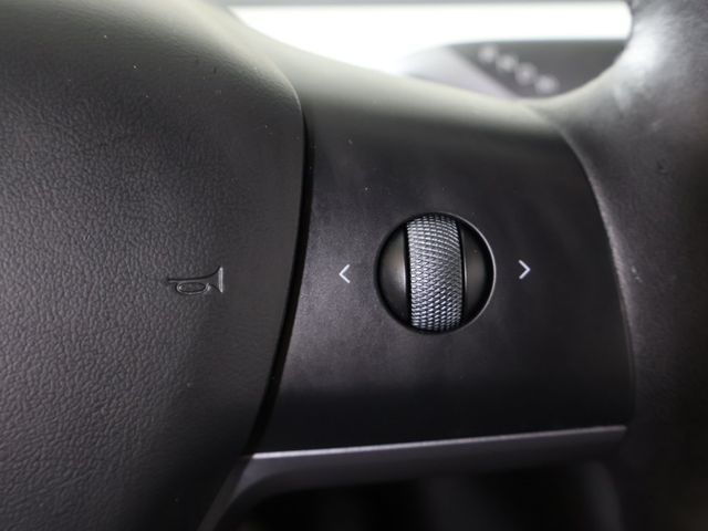 2023 Tesla Model Y Long Range AWD - 22991907 - 43