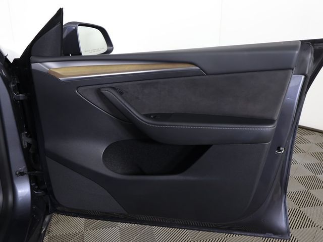 2023 Tesla Model Y Long Range AWD - 22994576 - 25