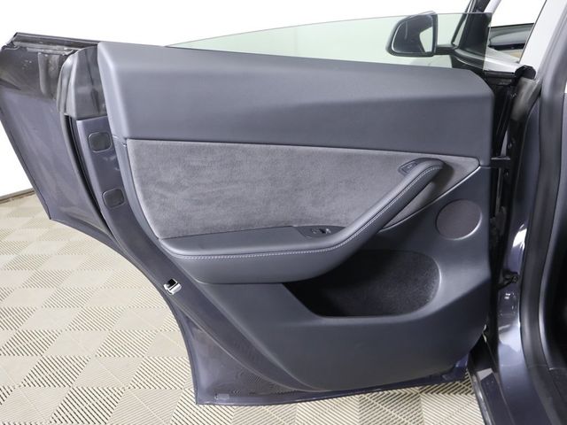 2023 Tesla Model Y Long Range AWD - 22994576 - 26