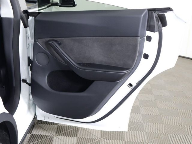 2023 Tesla Model Y Long Range AWD - 23037557 - 26