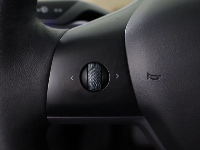 2023 Tesla Model Y Long Range AWD - 23037557 - 41