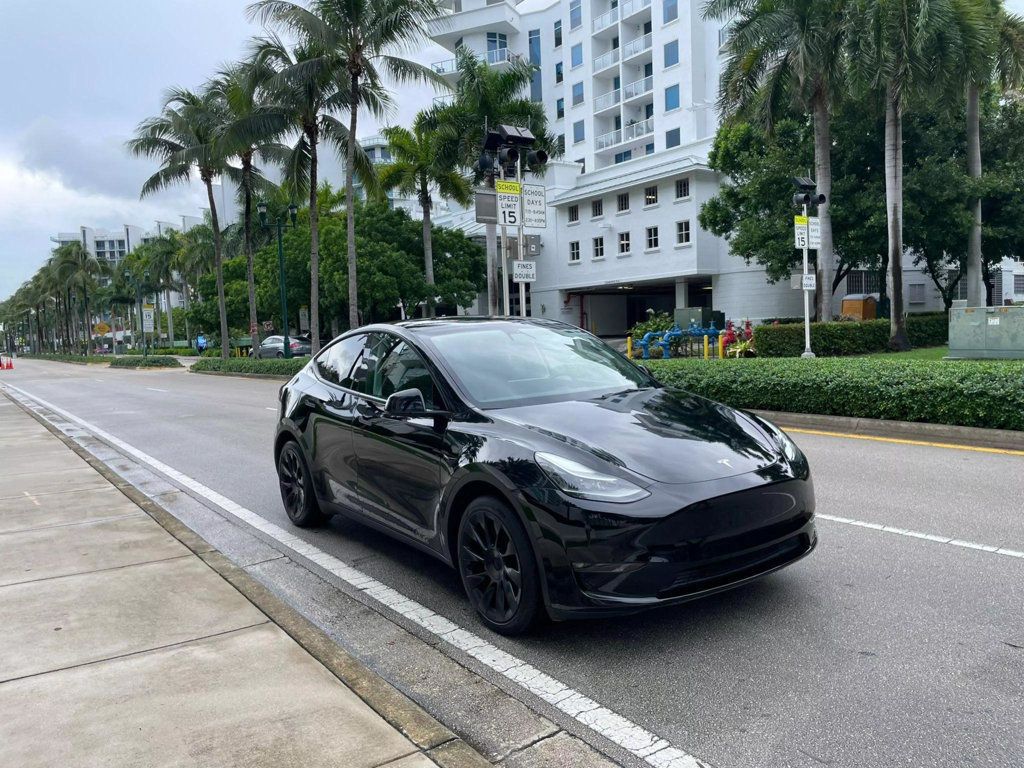 2023 Tesla Model Y Long Range AWD - 22625440 - 0