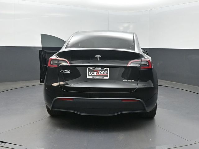 2023 Tesla Model Y Long Range Dual Motor All-Wheel Drive's photo