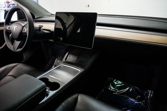 2023 Tesla Model Y Long Range AWD - 23000255 - 10