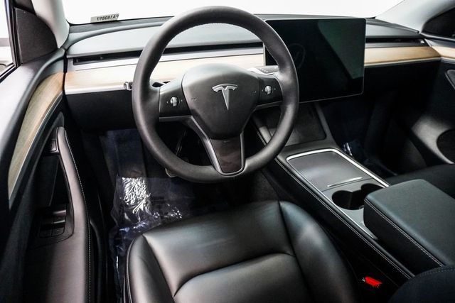 2023 Tesla Model Y Long Range AWD - 23000255 - 12