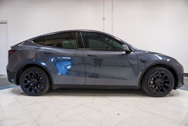 2023 Tesla Model Y Long Range AWD - 23000255 - 26