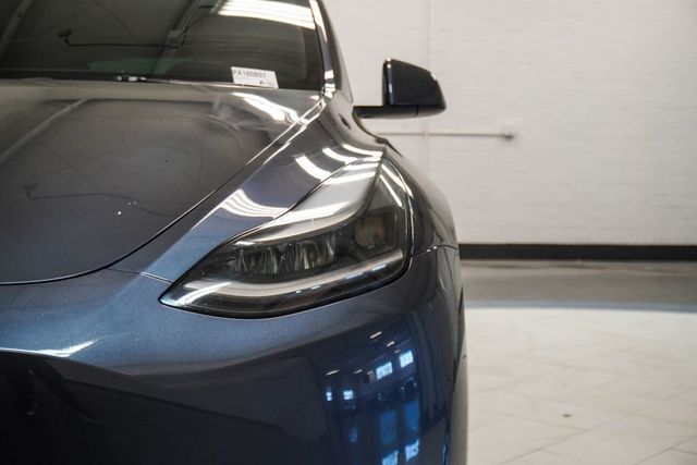 2023 Tesla Model Y Long Range AWD - 23000255 - 32