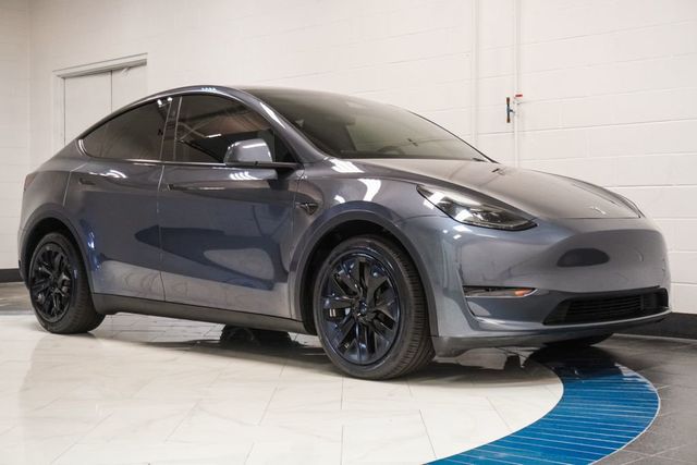 2023 Tesla Model Y Long Range Dual Motor All-Wheel Drive's photo