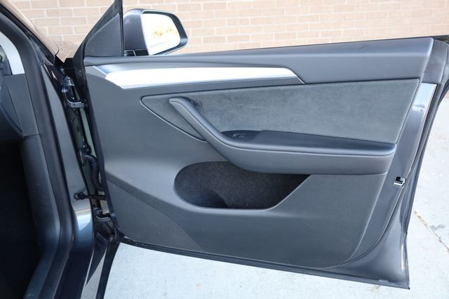 2023 Tesla Model Y Long Range AWD - 22946140 - 23