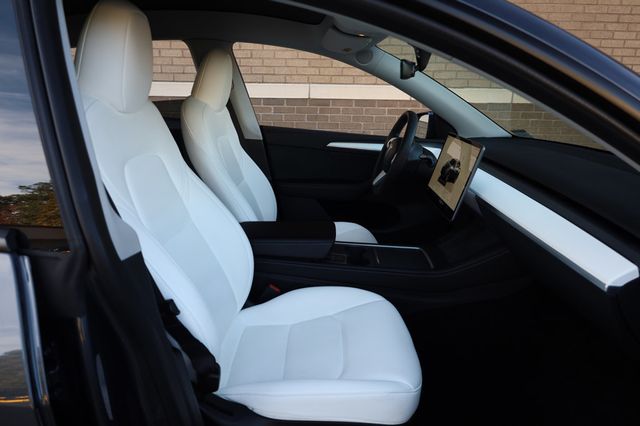 2023 Tesla Model Y Long Range AWD - 22946140 - 25