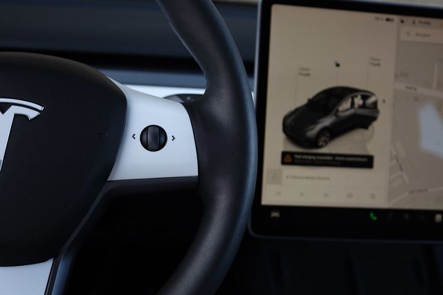 2023 Tesla Model Y Long Range AWD - 22946140 - 30