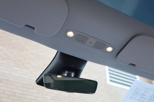 2023 Tesla Model Y Long Range AWD - 22946140 - 32