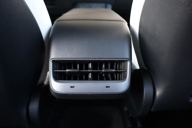 2023 Tesla Model Y Long Range AWD - 22946140 - 33