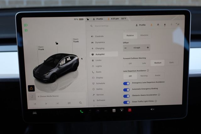 2023 Tesla Model Y Long Range AWD - 22958271 - 32